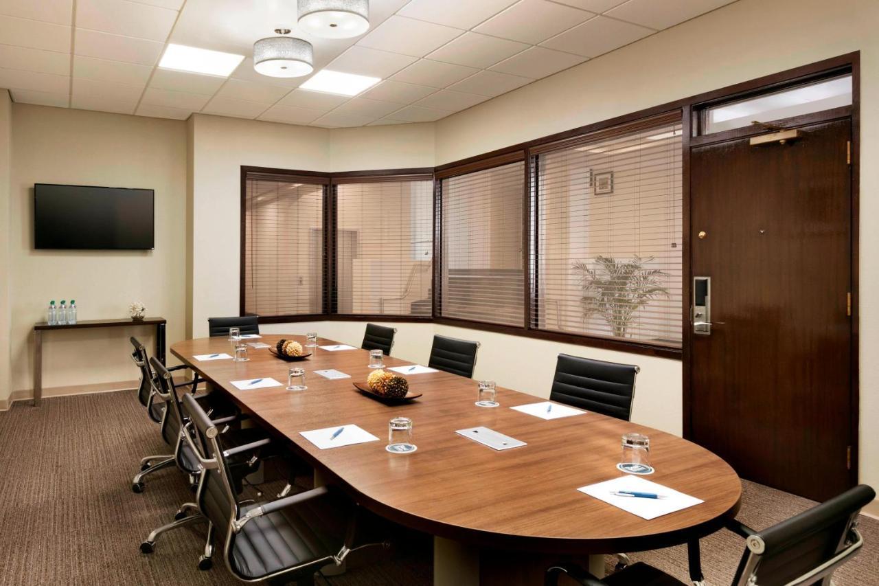 Four Points By Sheraton Raleigh North Экстерьер фото