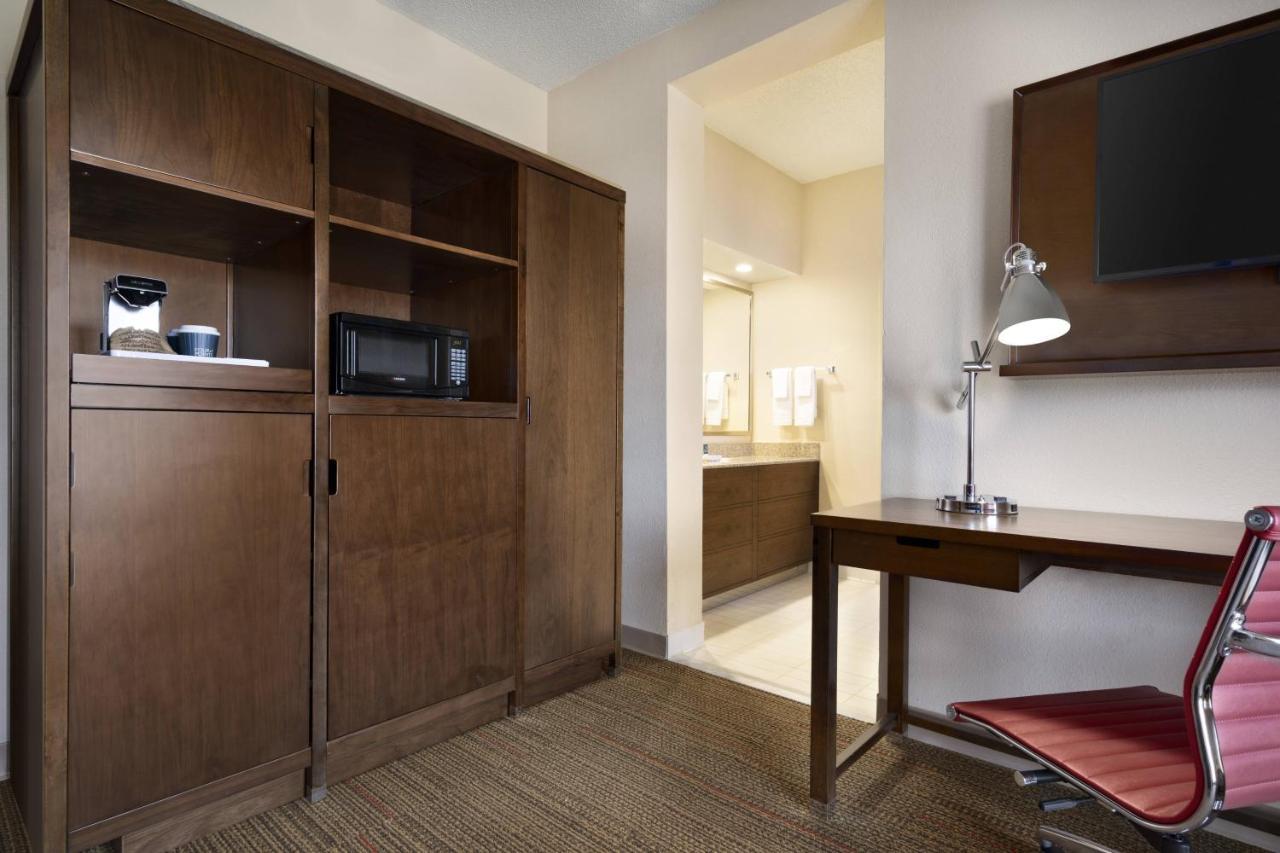 Four Points By Sheraton Raleigh North Экстерьер фото